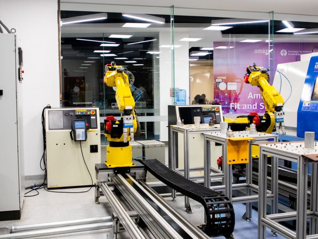 RP-1200 Robotic Palletizing Cell